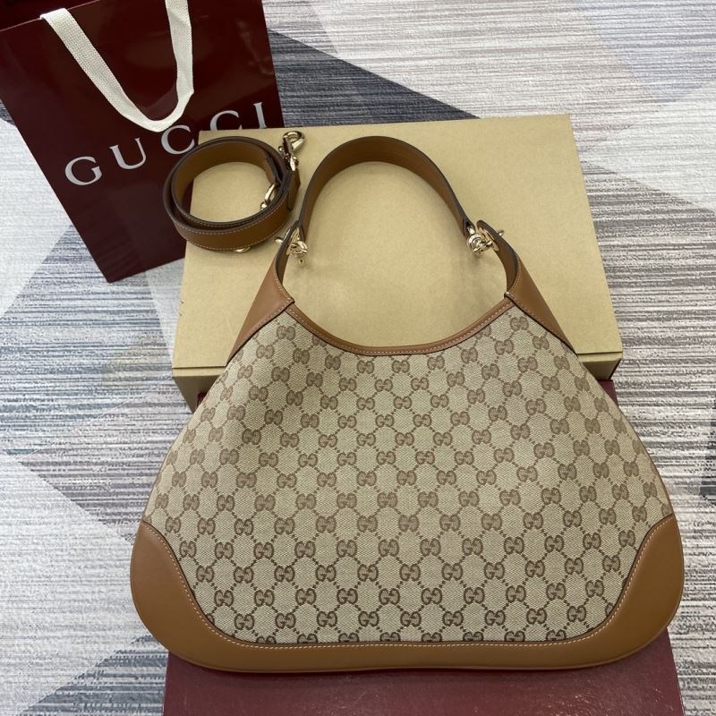 Gvc*1 tote bags